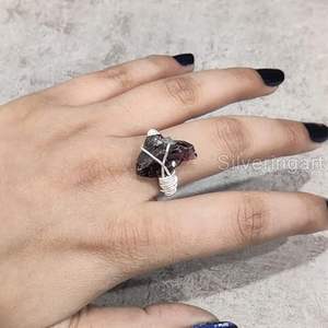 Bague pour femme en argent sterling 925, pierre précieuse grenat naturel, pierre de naissance de janvier, bande en fil, cadeau de la Saint-Valentin, bijoux faits à la main - Product Image 3