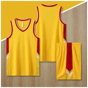 Ensembles imprimés de conception professionnelle d'uniforme de basket-ball respirable du meilleur prix de basket-ball en bon matériel - Product Image 1