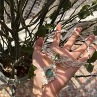 Collier Macramé Fait Main en Argent Sterling Plaqué Or Vintage avec Pendentif Labradorite Blanche et Sertissage à la Main Entièrement Monté