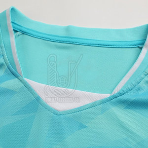 เสื้อฟุตบอลผู้ชายแบบ OEM - โพลีเอสเตอร์ 100% แห้งเร็ว ระบายอากาศได้ดี คุณภาพสูง ออกแบบได้ตามต้องการ ราคาประหยัด สำหรับผู้ใหญ่ - Product Image 3