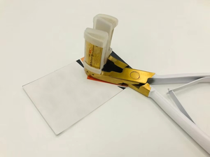 Outils de pose d'extensions capillaires en acier inoxydable de qualité A+ – Pince à ruban adhésif, surface plane, légers et réutilisables - Product Image 4