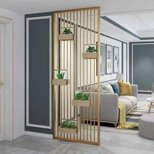 Cloison murale en métal au design vintage de grand format pour l'entrée diviseur de foyer dans les intérieurs de maison à thème palatial - Product Image 2