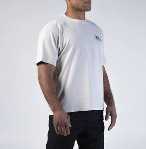 เสื้อยืดคอกลมสำหรับผู้ชายผ้าคอตตอนซัก230กรัมคอกลมทรงหลวมพิมพ์ลายได้ตามต้องการ - Product Image 5