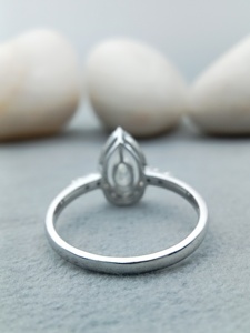 Women's Custom 1ct Pear Cut Solitaire Engagement Wedding Party Ring Classic 14k/18k Gold for Certified Lab Grown Diamond VVS - Product Image 4