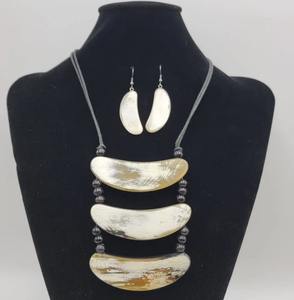 Horn <b>Necklaces</b> for Girl & Women Jewelry Natural Eco Friendly Buffalo Ox Horn Girls & Woman's <b>Necklaces</b> Jewelry - Product Image 3