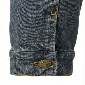 Veste en jean unisexe de style classique, denim délavé, épaules légèrement tombantes, logo personnalisé, style de travail, veste en jean tendance, manteau durable - Product Image 6