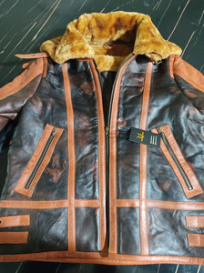 Personalizar Premium Heavyweight Jacket para hombres Cremallera Invierno Chaqueta de piel de oveja Venta al por mayor Cuello de piel Chaqueta de cuero real - Product Image 3