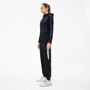 Chándal Crop Tops Sudaderas Mujer Sweatsuit y Jogger Set Mujer Chándales Fitness Gym Set - Product Image 3