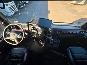 USATO 2019 Scania S580 ACC V8 Standard con 2 Assi SZM, 8 Cilindri, 581 CV, Euro 6d, Alimentazione Diesel, Trasmissione AMT, Guida a Sinistra - Product Image 2