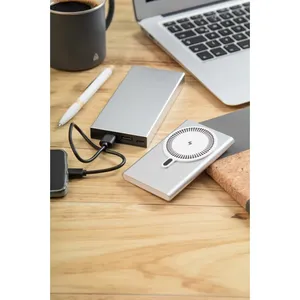 Bancos de Energía Promocionales RaluTen, Gadgets Ecológicos para Carga Conveniente en Movimiento - Product Image 4