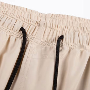 Men <b>Retro</b> <b>Tracksuit</b> With Classic Look And Moisture Wicking Material For Summer And Light Training Activities - Product Image 5