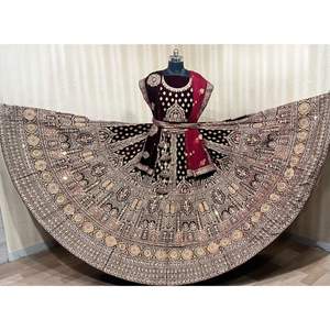 Lehenga nuptiale de luxe pour l'exportation non cousue brodée Choli Butti Dupatta avec bordure en gros - Product Image 1