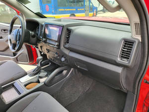 Nissan Frontier 2022 en parfait état - Product Image 2