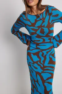 2023 Autumn Custom Party Evening Dress Round Neck Leopard Jacquard Flared Long Sleeve Knit Maxi Women Sweater Dress