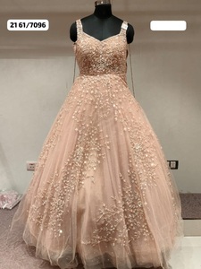 Elegante Vestido de Red con Bordado para Mujer Perfecto para Bodas Fiestas de Noche y Ocasiones Especiales Ropa de Diseñador en Línea - Product Image 4