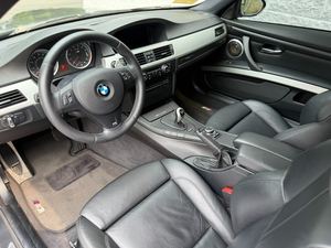 BMW M3 Coupé con Título Limpio, Tracción Trasera, Listo para Enviar - Entrega a Domicilio - Product Image 2