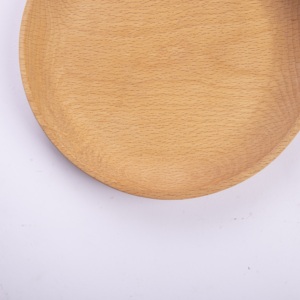 Assiette ronde en bois de hêtre de 19 cm - Plat à salade et à dessert en bois massif naturel - Plateau de service durable pour la cuisine - Product Image 2