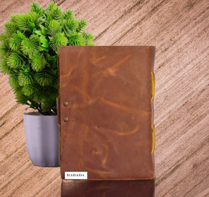 Cahier de calligraphie de style antique fait à la main Journal en cuir vintage avec papier de bord Deckle pour une utilisation promotionnelle RADABA LNB1 - Product Image 3