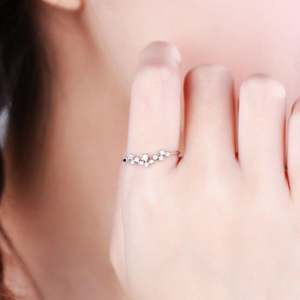 Bague ouverte Jeulia Starry Sky Star en argent sterling - Bague réglable plaquée rhodium avec pierres précieuses - Product Image 5