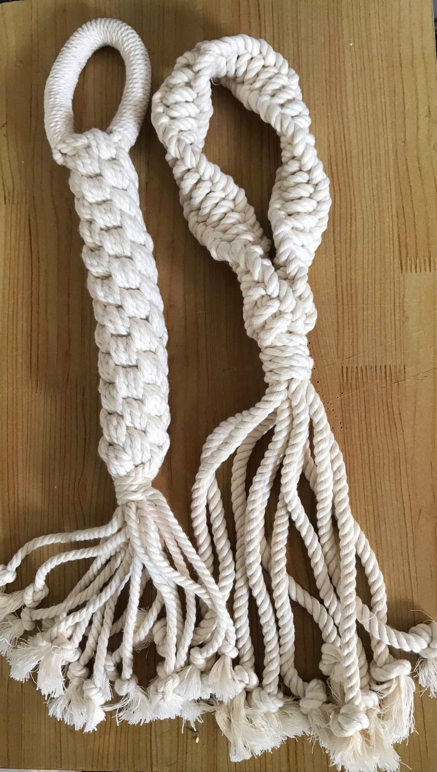 สีขาวธรรมชาติ