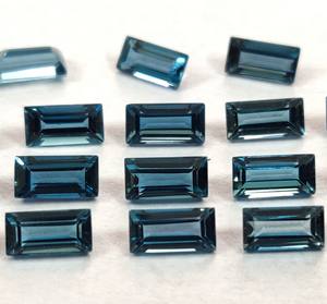 Topaze bleu de Londres naturelle, taille baguette, 3x6 mm, facetté - Topaze bleu de Londres taille baguette, en vrac - Product Image 3