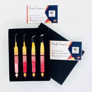 Pince à épiler professionnelle en acier inoxydable pour extensions de cils, pointe en fibre, design incurvé, boîte pour cils volumineux, marque privée - Product Image 1