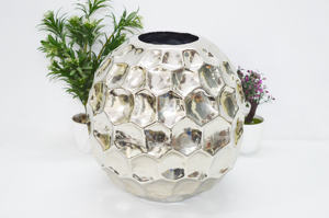 Premium Quality Material Handmade Fancy Look Flower <b>Vase</b> Metal Nickel Plated Low Price Premium Home /Wedding <b>Decoration</b> <b>Vases</b> - Product Image 5