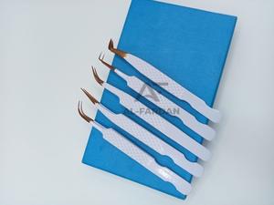 Pinzas profesionales para pestañas con agarre de diamante de acero inoxidable logotipo personalizado extensiones de pestañas de oro rosa blanco belleza volumen puntiagudo - Product Image 3