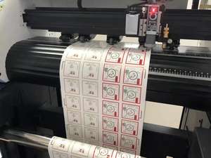 Machine <span class=keywords><strong>de</strong></span> découpe numérique d'étiquettes en rouleau avec une tête <span class=keywords><strong>de</strong></span> découpe - Product Image 2