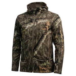 Chaqueta de caza transpirable impermeable de concha suave de invierno para hombre con hombros acolchados y diseño de estampado para uso en el campo al aire libre - Product Image 1