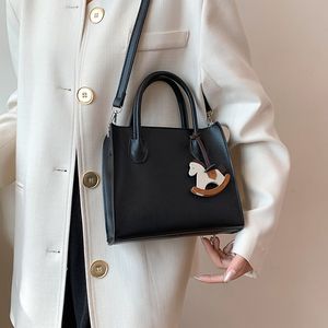 Gran oferta 2024, bolso de mano de cuero PU para mujer, bolso con asa superior, cierre de cremallera, bolsos cruzados de moda, bolsos de hombro de verano - Product Image 5