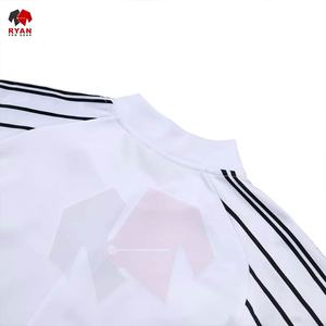 Fabricante de chándal profesional de alta calidad, oferta de opciones de diseño personalizado, conjunto de chándal con etiqueta personalizada - Product Image 3