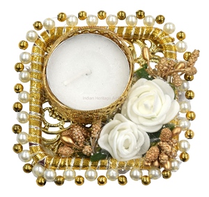 Portavelas de Metal Indio Hecho a Mano para Decoración del Hogar, Marca IHA, Modelo PA03, para Navidad, Diwali y Festividades - Product Image 3