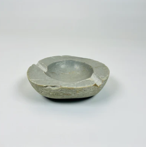 Cendrier en pierre de rivière en vrac gris mat-Design moderne en granit naturel pour hôtels, centres de villégiature, restaurants, décoration d'intérieur - Product Image 3