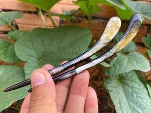 ปิ่นปักผมรูปเขาควายขัดเงาสำหรับผู้หญิงทำจากเขาวัวอุปกรณ์เสริมจากธรรมชาติ - Product Image 3