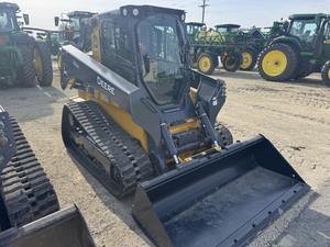 2024 333G Skid Steer Loader Tipo de oruga Cargador frontal Eaton Cilindro hidráulico Caja de cambios Bomba Cojinete Motor PLC Gear Core - Product Image 6