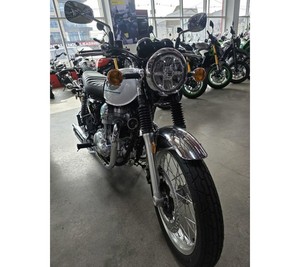 Nuova Moto Stradale <span class=keywords><strong>Kawasaki</strong></span> <span class=keywords><strong>W</strong></span> <span class=keywords><strong>800</strong></span> ABS 2026 Semplice e di Qualità - Product Image 1