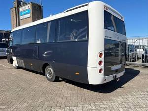 Toyota Land Cruiser 2008 usado conducción a la derecha caja de cambios Manual 8L capacidad del motor cuero oscuro Interior ACC Control de crucero FWD - Product Image 5