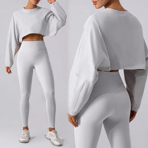 Traje de Yoga para gimnasio de 2 uds para mujer, camisas cortas transpirables de entrenamiento ajustadas, sujetador, Top largo, mallas sueltas para trasero, conjunto de Yoga deportivo - Product Image 3