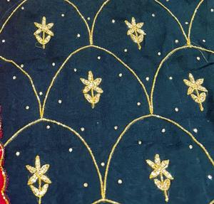 ชุดผ้าไหมพรีเมี่ยมปักด้วยมือจากนักออกแบบสมัยใหม่สำหรับงานปาร์ตี้แบบดั้งเดิมแฟชั่นอินเดีย - Product Image 2