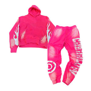 Conjunto de pantalones de chándal con capucha OEM para hombre Nuevo diseño 100% algodón Impresión digital Carta Gráfico Lavado ácido Tallas grandes Técnicas de diamantes de imitación - Product Image 1