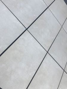 Meilleure qualité 20mm Heavy Duty Granit Grey Anti-Frost Black Stone 2x2 Carreaux de porcelaine pour usage extérieur importés d'Europe Inde - Product Image 6