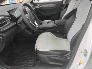 รถซีดานไฟฟ้าไฮบริดปลั๊กอิน2025 120กม. ช่วงกะทัดรัด4ประตู5ที่นั่ง - Product Image 6