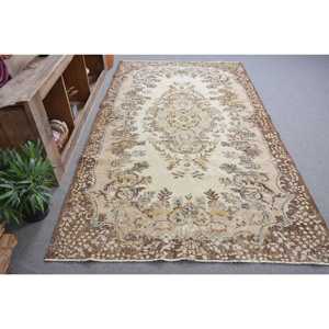 5.1x9.1 ft Vintage Rug, <b>Brown</b> Persian Turkish Rug <b>Wool</b> - Product Image 1