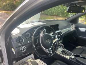 Mercedes-Benz C 300 Sport 4MATIC 2013 / Disponible à la vente avec faible kilométrage, moteur essence, véhicule bien entretenu, sans accidents - Product Image 5