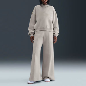 Sudadera de Mujer con Cuello Alto Simulado, Bordada, de Felpa de Algodón, con Lentejuelas en la Parte Delantera y Logotipo Personalizado, Estilo Urbano para Invierno - Product Image 3