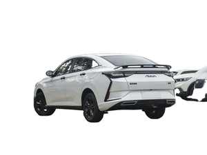 Sedán Chino Usado Barato de 1.5T, 4 Puertas, 5 Plazas, en Perfecto Estado, Compacto, 180 km/h, Gasolina, Caja de Cambios Automática, Color Oscuro, en Venta - Product Image 2