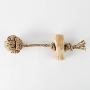Jouet à mâcher pour chien en bois de café naturel et chanvre, vente en gros, en vrac, provenant d'une usine vietnamienne, fournisseur OEM ODM, balle en corde durable pour le jeu des chiens - Product Image 1
