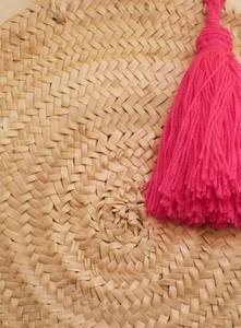 Sac en paille marocain tissé à la main avec pompon - Product Image 4