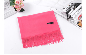 ผ้าพันคอผ้าฝ้ายพิมพ์ลายดอกไม้สำหรับผู้หญิงผ้าพันคอแคชเมียร์แบบกำหนดเองใหม่ล่าสุด - Product Image 3